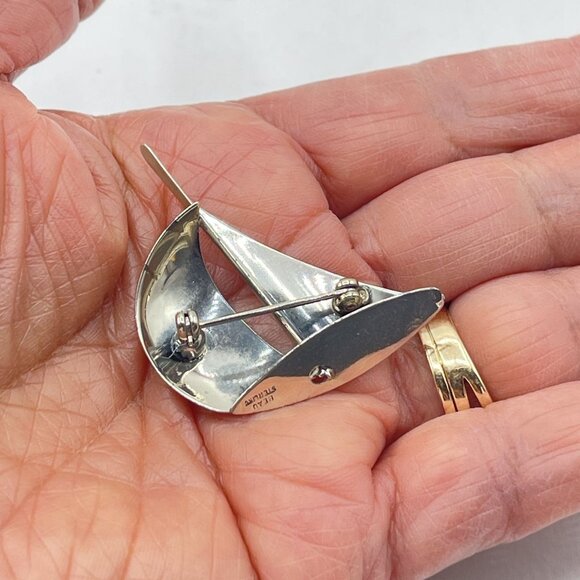 Vintage Beau Sterling Silver 3d Sailboat Brooch Pin - Picture 4 of 7